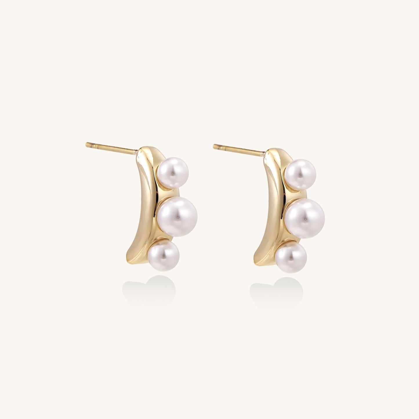 Pearl Trio Curve Studs