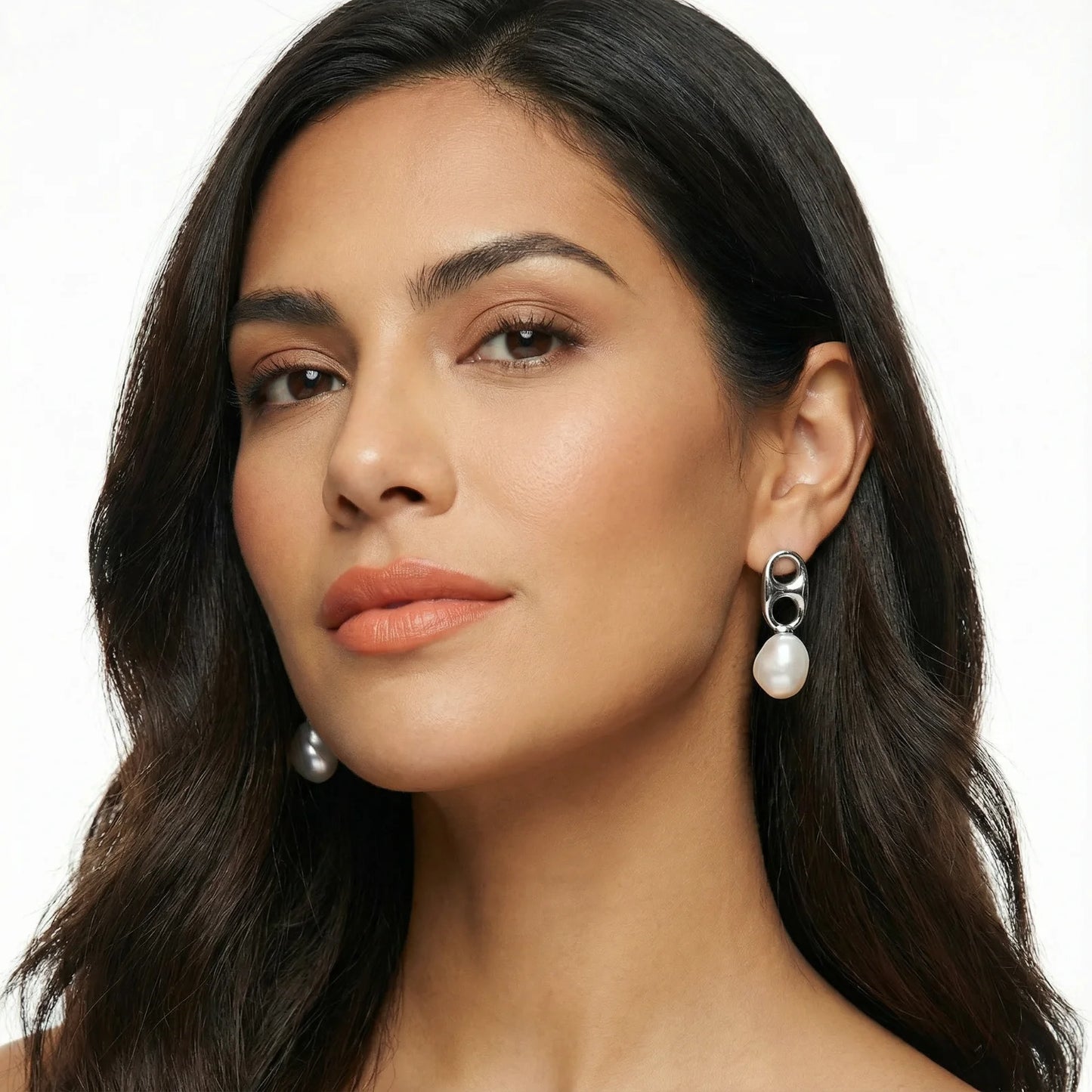 Pearl Circle Drop Studs